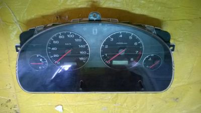 Лот: 4947503. Фото: 1. Приборка Subaru legacy BE-BH5. Электрооборудование