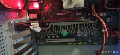 Лот: 19357224. Фото: 1. Geforce gt 520 1 GB gddr 3. Видеокарты