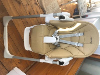 Лот: 17641024. Фото: 1. Стульчик для кормления Peg Perego... Стульчики для кормления