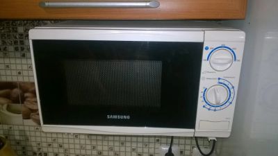 Лот: 9914385. Фото: 1. микроволновая печь. Микроволновки, мини-печи