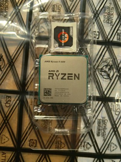 Лот: 15145575. Фото: 1. AMD Ryzen 5 1600. Процессоры