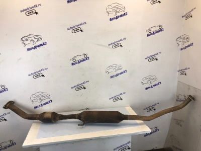 Лот: 21705496. Фото: 1. резонатор toyota corolla ZZE121. Двигатель и элементы двигателя