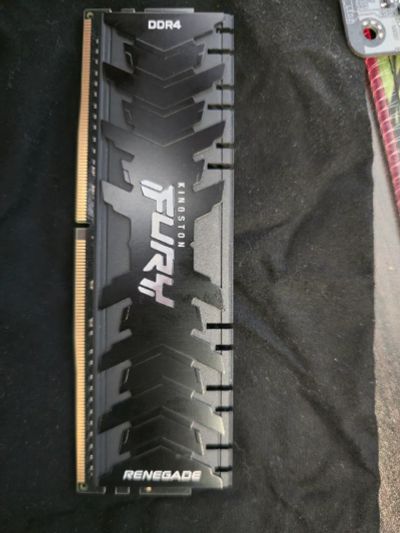 Лот: 25554144. Фото: 1. Kingston fury Renegade KF432C16RB1... Оперативная память