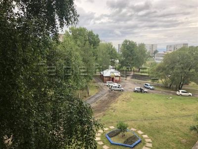 Лот: 13980834. Фото: 1. 1-комнатная квартира на ул. 60... Квартиры, студии