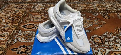 Лот: 24866881. Фото: 1. Кроссовки мужские adidas 42 размер... Кеды, кроссовки, слипоны