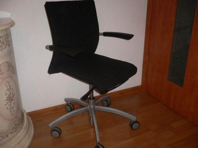 Лот: 6507537. Фото: 1. Офисное кресло IKEA ....прорезиненные... Стулья и кресла офисные