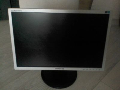 Лот: 8542403. Фото: 1. Монитор 19 Дюймов Широкоформатный... ЖК-мониторы