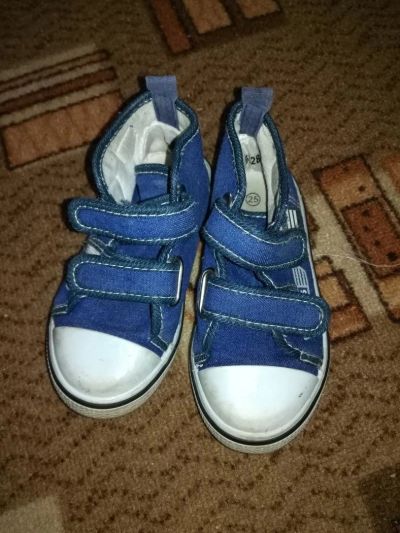 Лот: 11223863. Фото: 1. Кеды мальчику 25 размер. Кеды, кроссовки