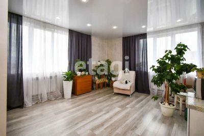 Лот: 25294315. Фото: 1. 5-комн. и более дом , Красноярск... Дома