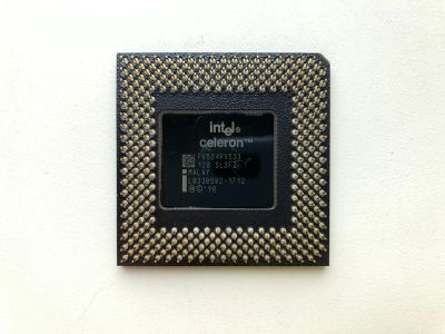 Лот: 24848085. Фото: 1. Intel Celeron 533Mhz (SL3FZ) Ретро. Процессоры