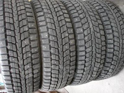 Лот: 15475853. Фото: 1. Зимние шины 225 55 16 dunlop sp... Шины