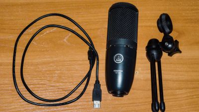 Лот: 10167320. Фото: 1. конденсаторный микрофон AKG Perception... Студийные микрофоны, радиомикрофоны и радиосистемы