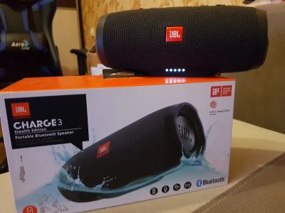 Лот: 15939425. Фото: 1. Портативная колонка JBL Charge... Портативные, беспроводные колонки