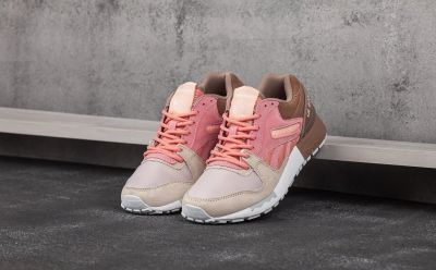 Лот: 11272480. Фото: 1. Кроссовки Reebok. Кеды, кроссовки, слипоны