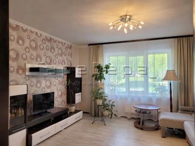 Лот: 20557911. Фото: 1. 3-комнатная квартира на ул. Академгородок... Квартиры, студии