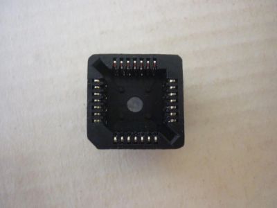 Лот: 9080120. Фото: 1. панелька под микросхемы PLCC-28. Разъёмы