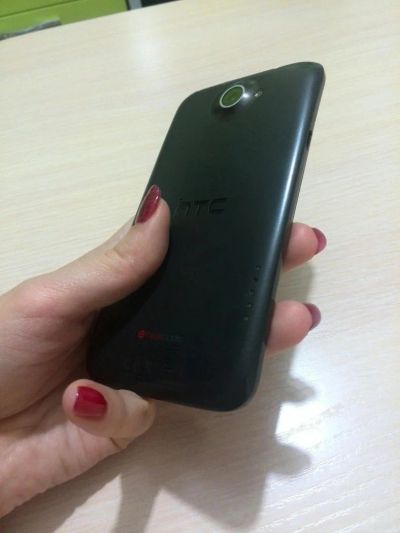 Лот: 6985896. Фото: 1. Смартфон HTC ONE X 16GB. Смартфоны