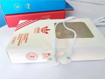 Лот: 6396107. Фото: 1. Наушники Adidas ( белые ) с рубля... Наушники, гарнитуры