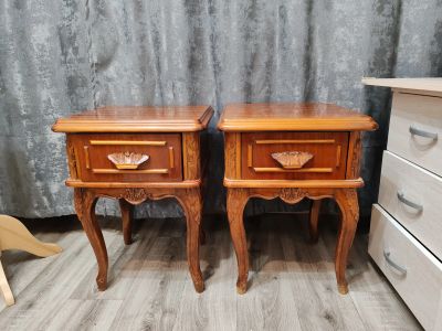 Лот: 21451654. Фото: 1. Тумбочки прикроватные, дерево... Мебель