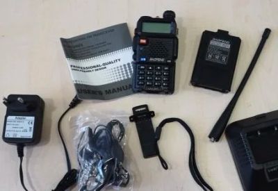 Лот: 16846122. Фото: 1. Радиостанция baofeng uv-5r читайте... Рации, радиостанции