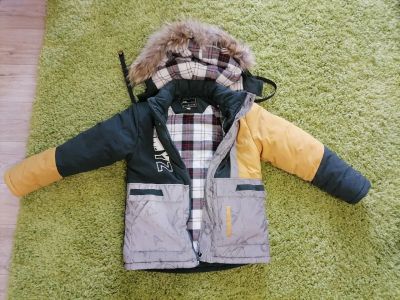Лот: 20671804. Фото: 1. Зимняя куртка для ребёнка. Верхняя одежда