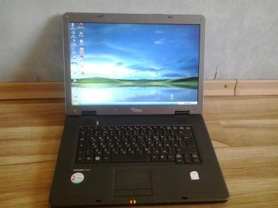 Лот: 7701673. Фото: 1. Ноутбук Fujitsu Siemens Esprimo... Ноутбуки