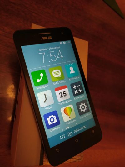 Лот: 15080448. Фото: 1. Смартфон ASUS Zenfone 5 LTE... Смартфоны