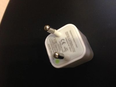 Лот: 5655748. Фото: 1. USB Сетевое зарядное устройство... Дата-кабели, переходники