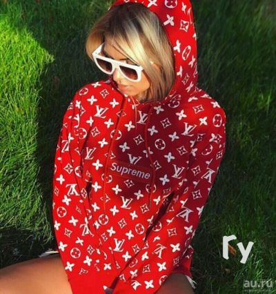 Лот: 10510817. Фото: 1. Кофта Louis Vuitton Supreme. Свитеры, толстовки, худи