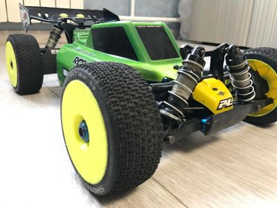 Лот: 7503415. Фото: 1. Багги 1/8 электро - Team Associated... Автомоделизм