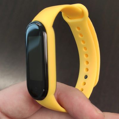 Лот: 16498644. Фото: 1. Ремешок для Xiaomi Mi Band 5... Смарт-часы, фитнес-браслеты, аксессуары