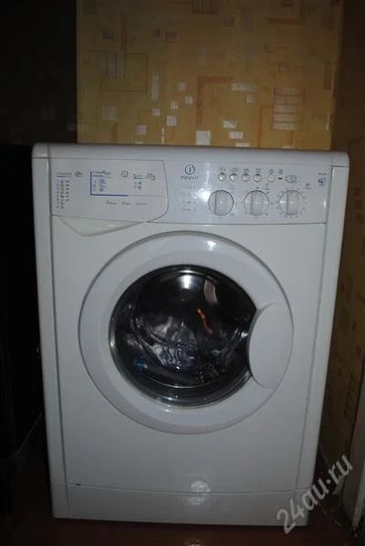 Лот: 2524466. Фото: 1. Стиральная машина Indesit Widl... Стиральные машины