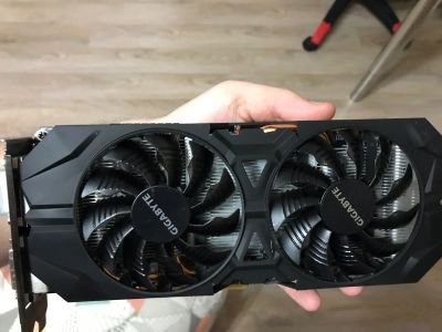 Лот: 13005553. Фото: 1. Видеокарта Gigabyte GeForce gtx... Видеокарты