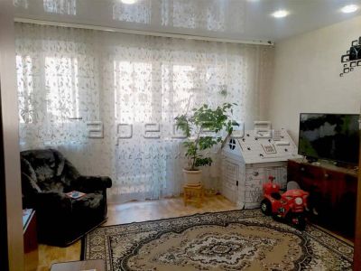 Лот: 20429618. Фото: 1. 4-комнатная квартира на ул. Грунтовая... Квартиры, студии
