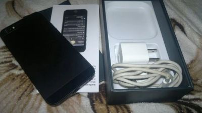 Лот: 5461492. Фото: 1. iPhone 5 -32gb. Смартфоны