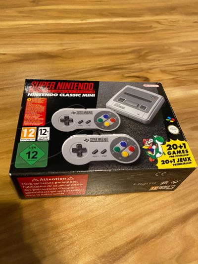 Лот: 19397812. Фото: 1. Super Nintendo classic mini приставка. Игры для консолей