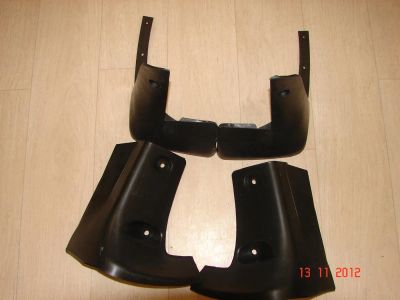 Лот: 2103282. Фото: 1. Брызговики Toyota Chaser, Mark... Кузов