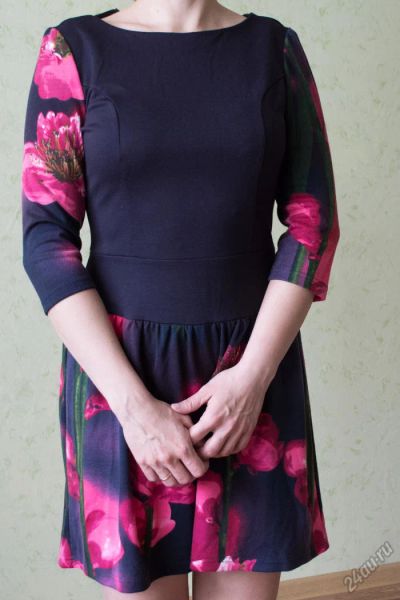 Лот: 5624288. Фото: 1. Платье повседневное выше колен... Платья