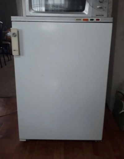 Лот: 15656644. Фото: 1. Морозильник. Холодильники, морозильные камеры
