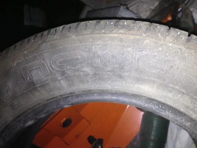 Лот: 2969060. Фото: 1. Две покрышки nokian NRT2 R15. Шины