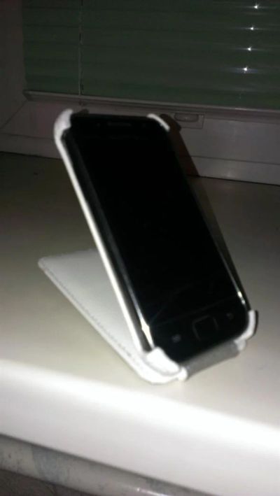 Лот: 3618688. Фото: 1. Samsung Galaxy S scLCD GT-I9003. Смартфоны