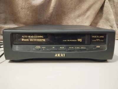 Лот: 21173706. Фото: 1. Видеомагнитофон Akai. Видеомагнитофоны
