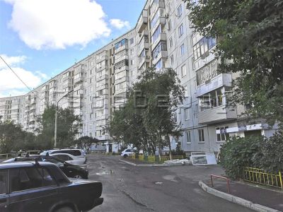 Лот: 20720720. Фото: 1. 1-комнатная квартира на ул. Сергея... Квартиры, студии