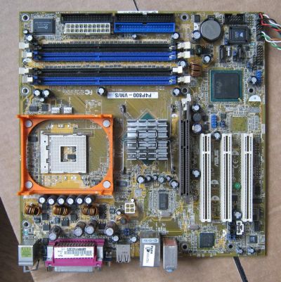 Лот: 3438812. Фото: 1. Материнка Asus P4P800. Материнские платы