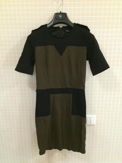 Лот: 7616184. Фото: 1. Mango Трикотажное платье. Торги... Платья