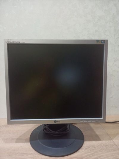 Лот: 18765890. Фото: 1. Монитор 17" LG L1750U. ЖК-мониторы