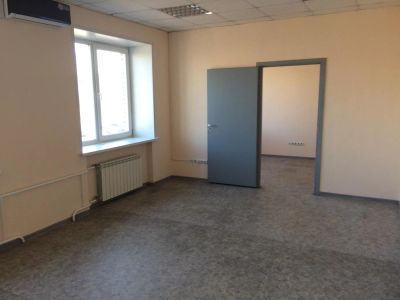 Лот: 11182032. Фото: 1. Сдам офис 54 кв.м 20000р\мес... Нежилое