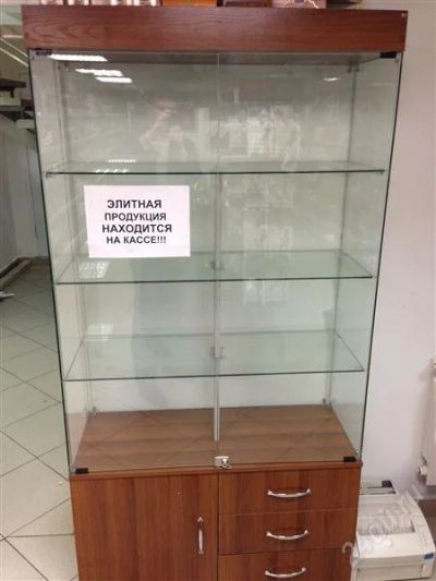 Лот: 2912743. Фото: 1. витрина-шкаф под алкогольную продукцию. Торговое