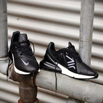 Лот: 15831531. Фото: 1. Nike Air Max 270 Black\White. Кеды, кроссовки, слипоны