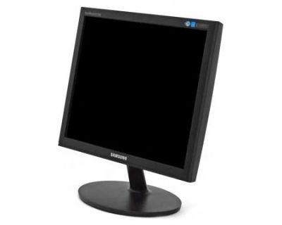 Лот: 10443940. Фото: 1. Монитор 17" Samsung E1720. ЖК-мониторы